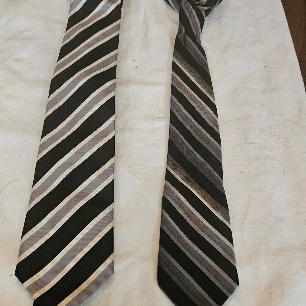 Calvin Klein (Son) Bergamo New York (Dad) Combo neck tie